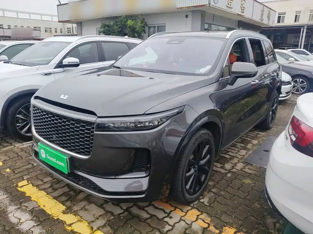 Li Auto Li ONE — миниатюра 2