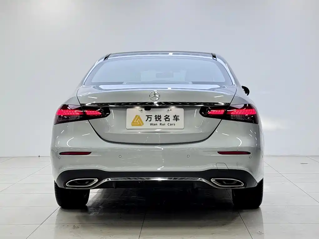 Mercedes-Benz E-Class — миниатюра 4
