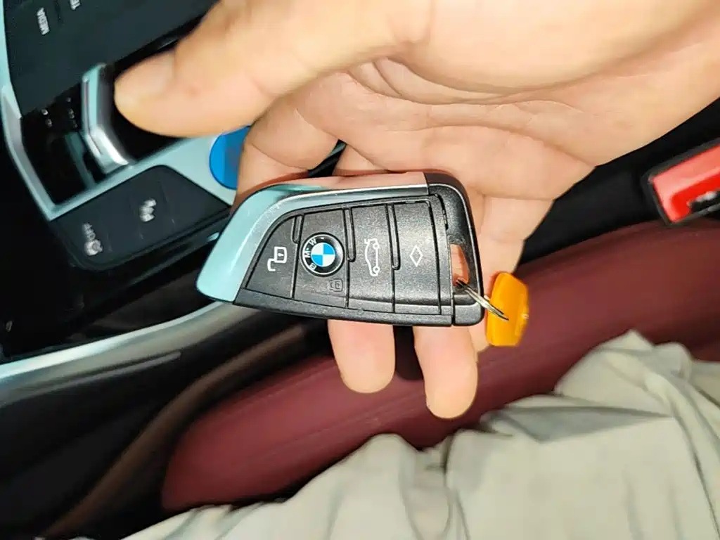 BMW i3 — миниатюра 9