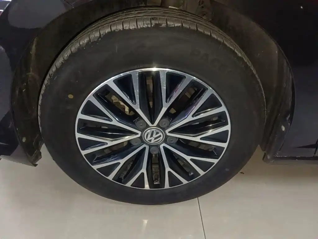 Volkswagen Sagitar — миниатюра 23