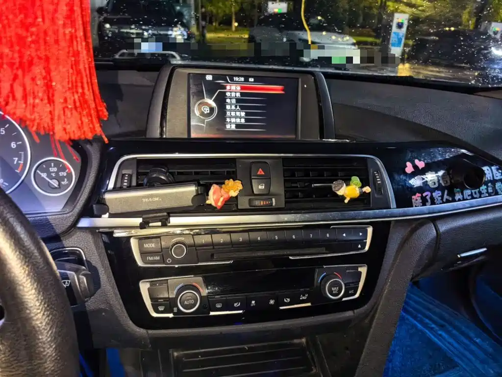 BMW 3 Series — миниатюра 15