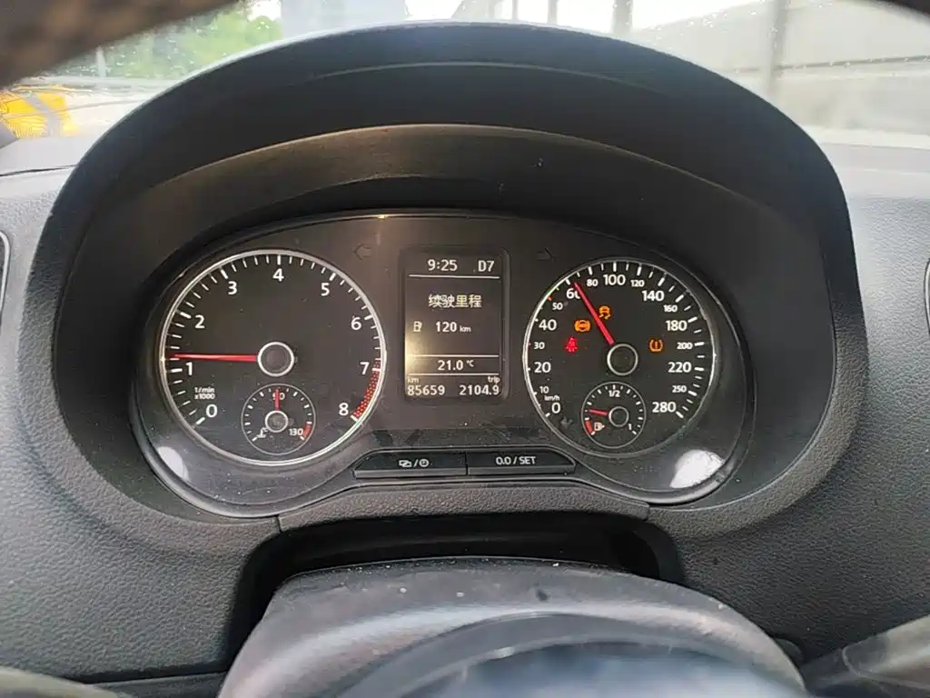 Volkswagen Polo — миниатюра 12