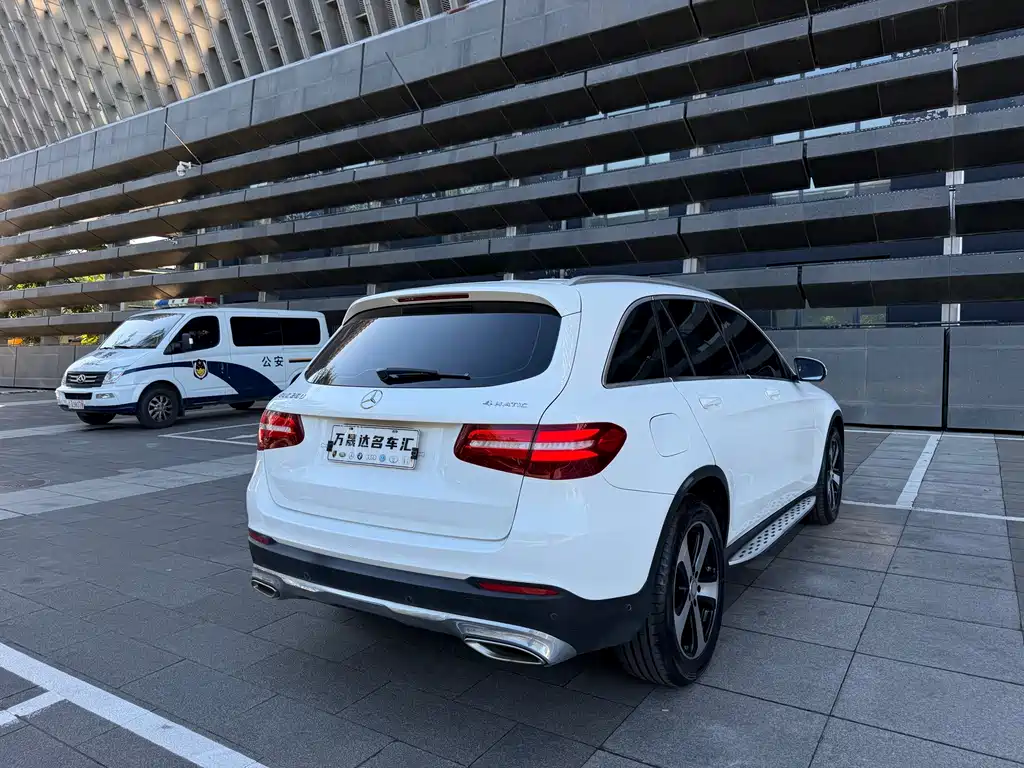 Mercedes-Benz GLC — миниатюра 4