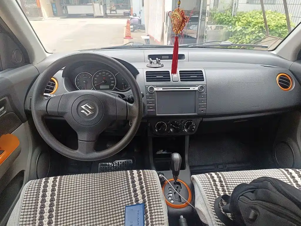 Suzuki Swift — миниатюра 13