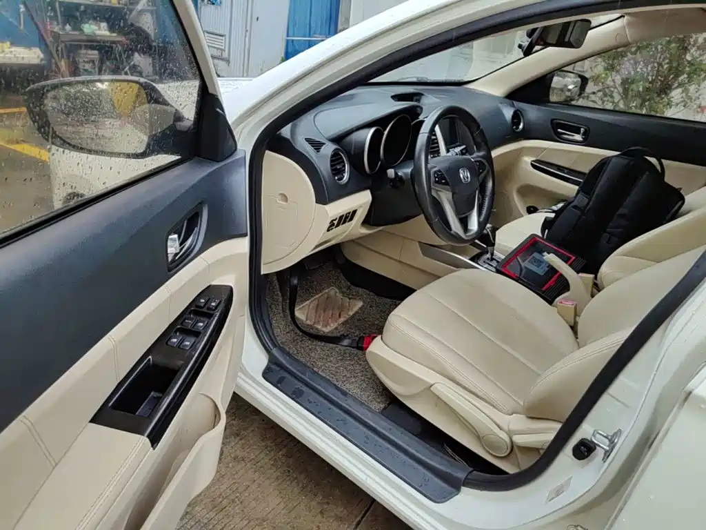 Changan Eado — миниатюра 16