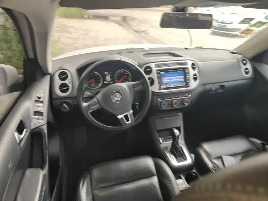Volkswagen Tiguan — миниатюра 15