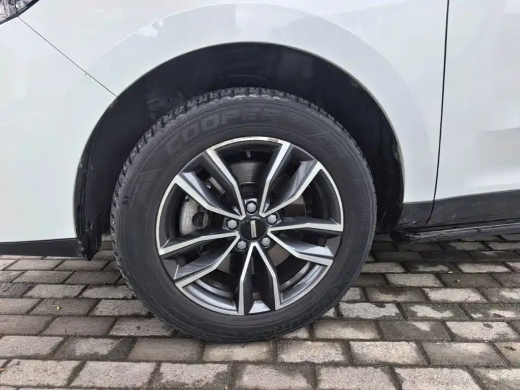 Wey Wey VV5 — миниатюра 23