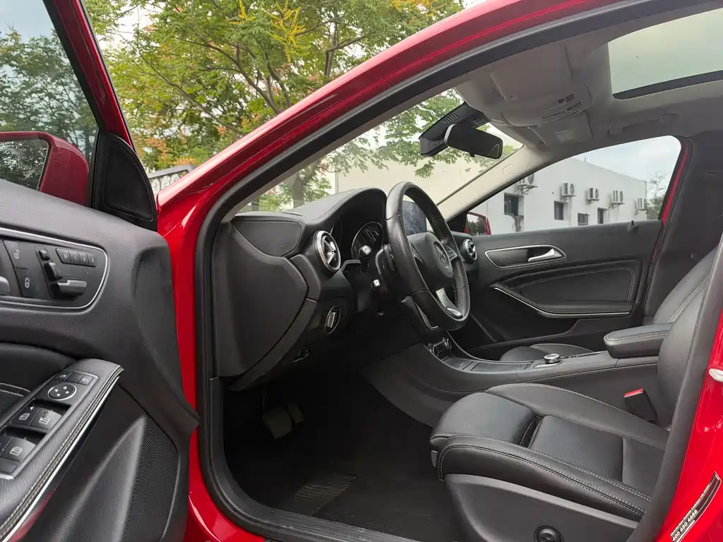 Mercedes-Benz GLA — миниатюра 7