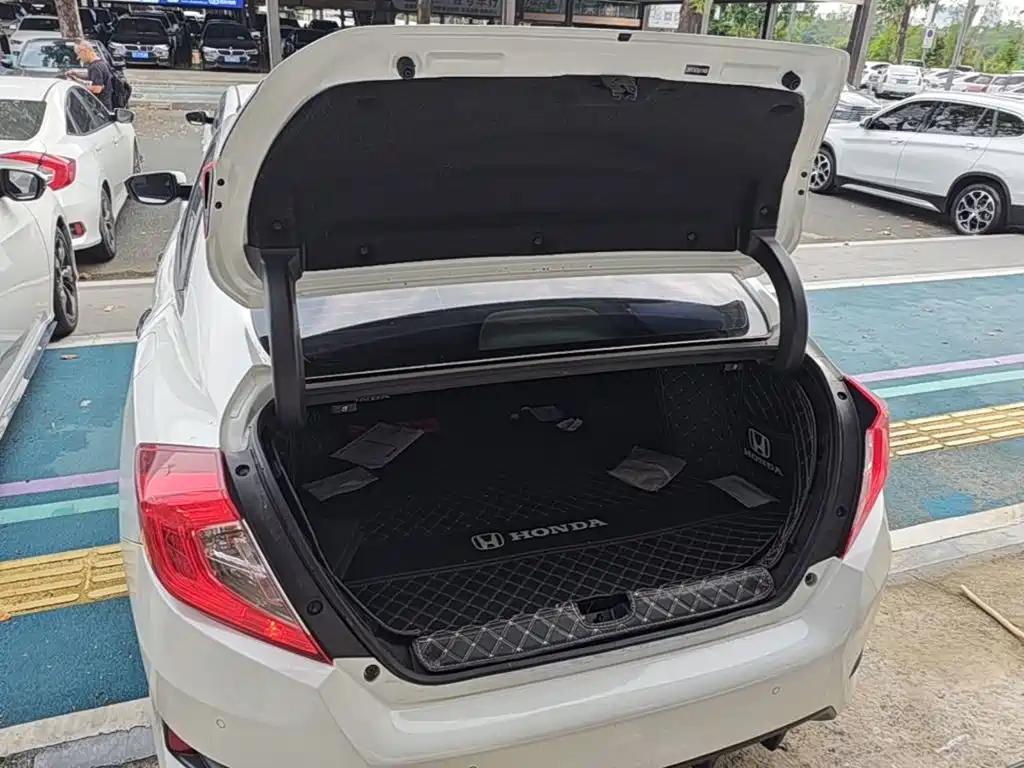 Honda Civic — миниатюра 19