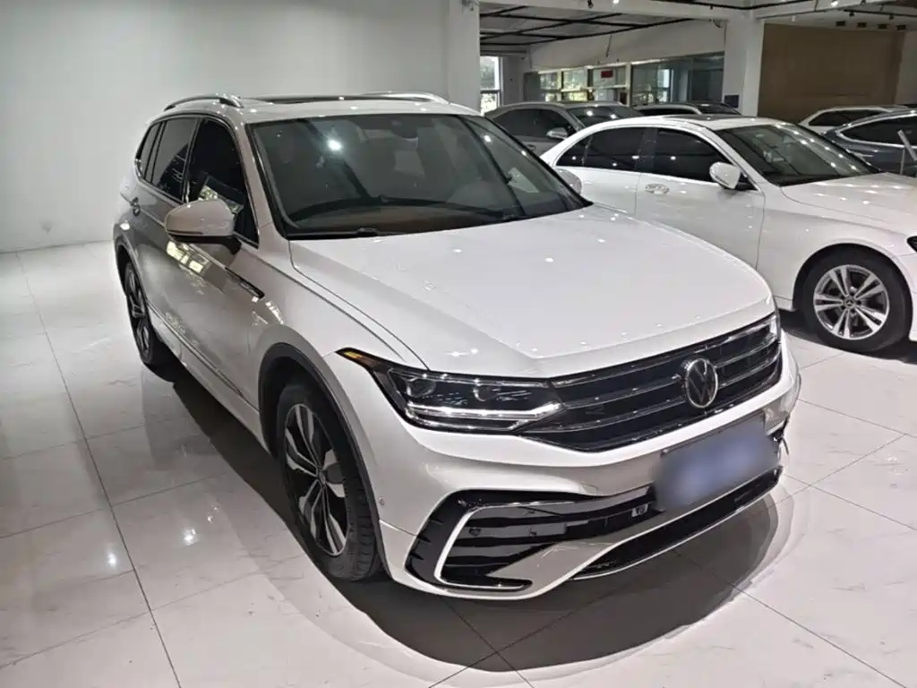 Volkswagen Tiguan L — миниатюра 4