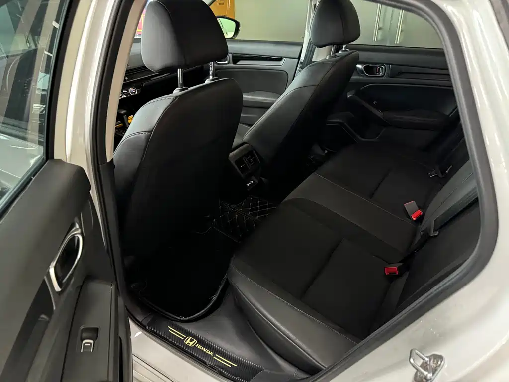 Honda Integra 2023 240TURBO CVT