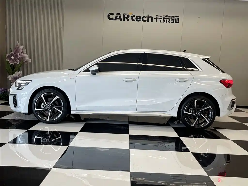Audi A3 2022 Sportback 35 TFSI Fashion Sport