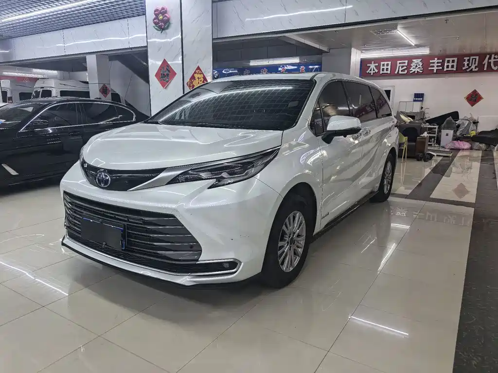 Toyota Sienna