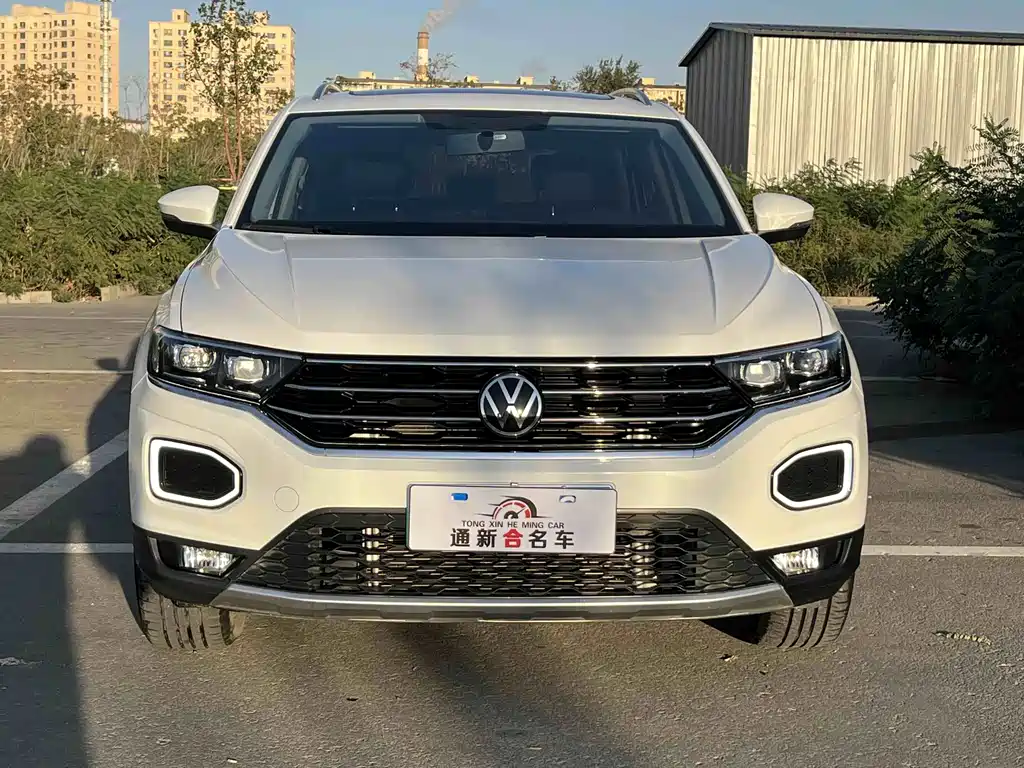 Volkswagen T-Roc — миниатюра 2