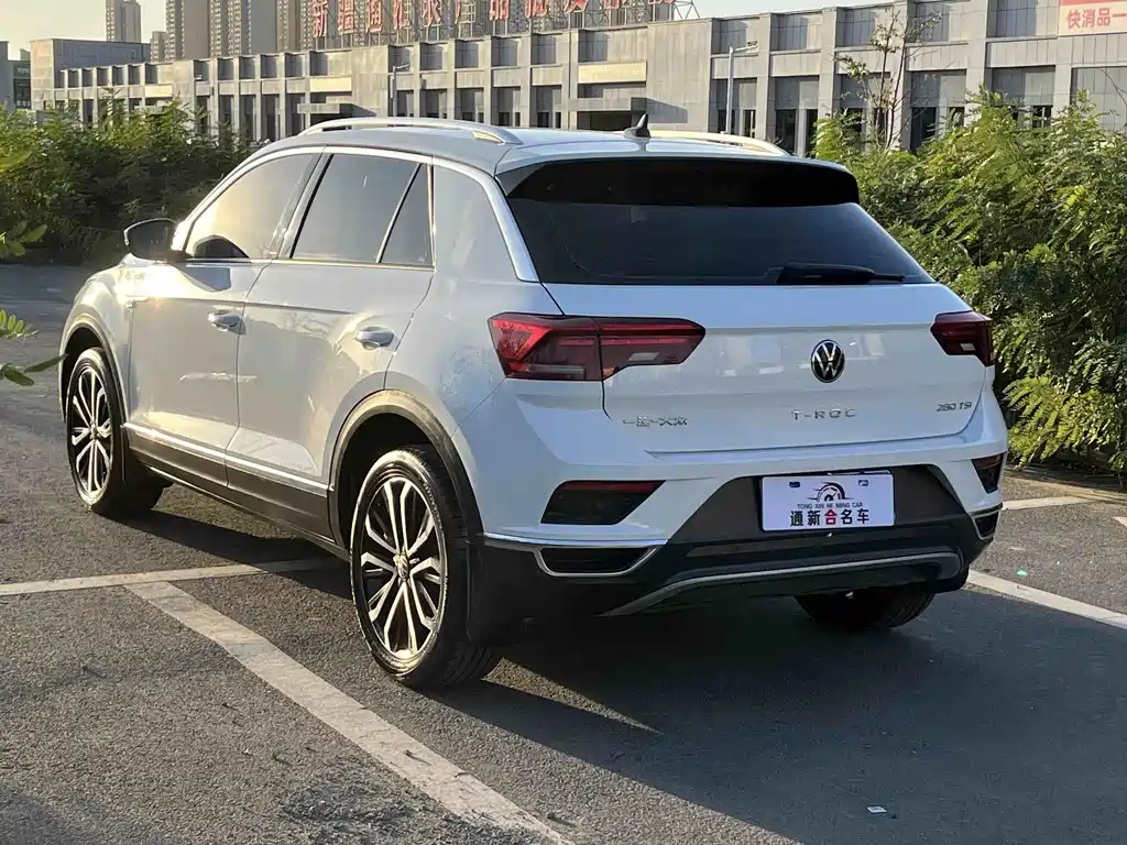 Volkswagen T-Roc — миниатюра 9