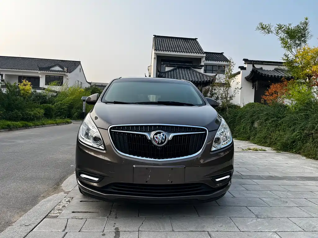 Buick GL8 2017 25S Luxury V