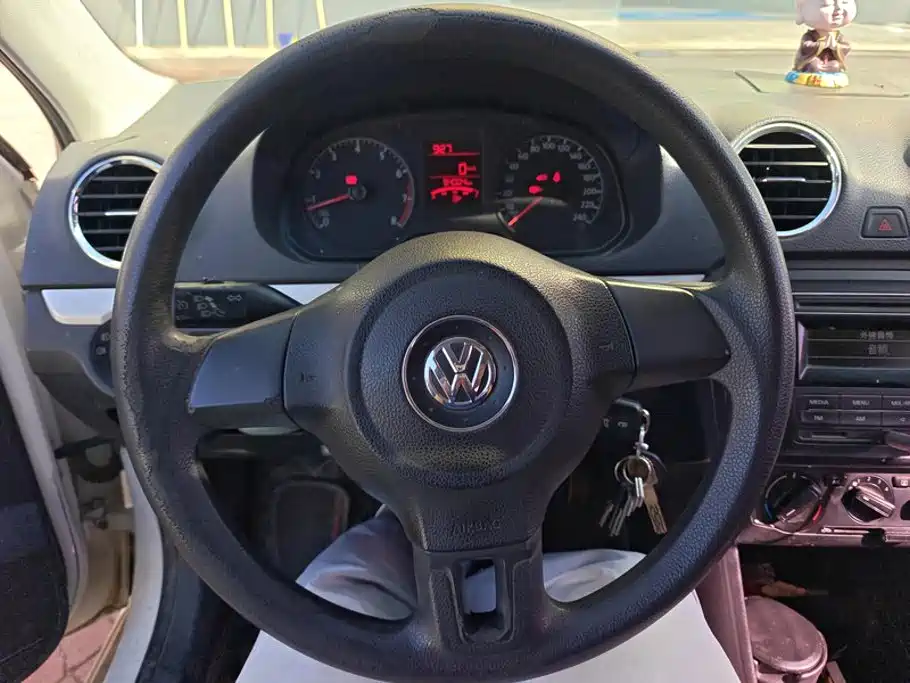Volkswagen Jetta — миниатюра 15