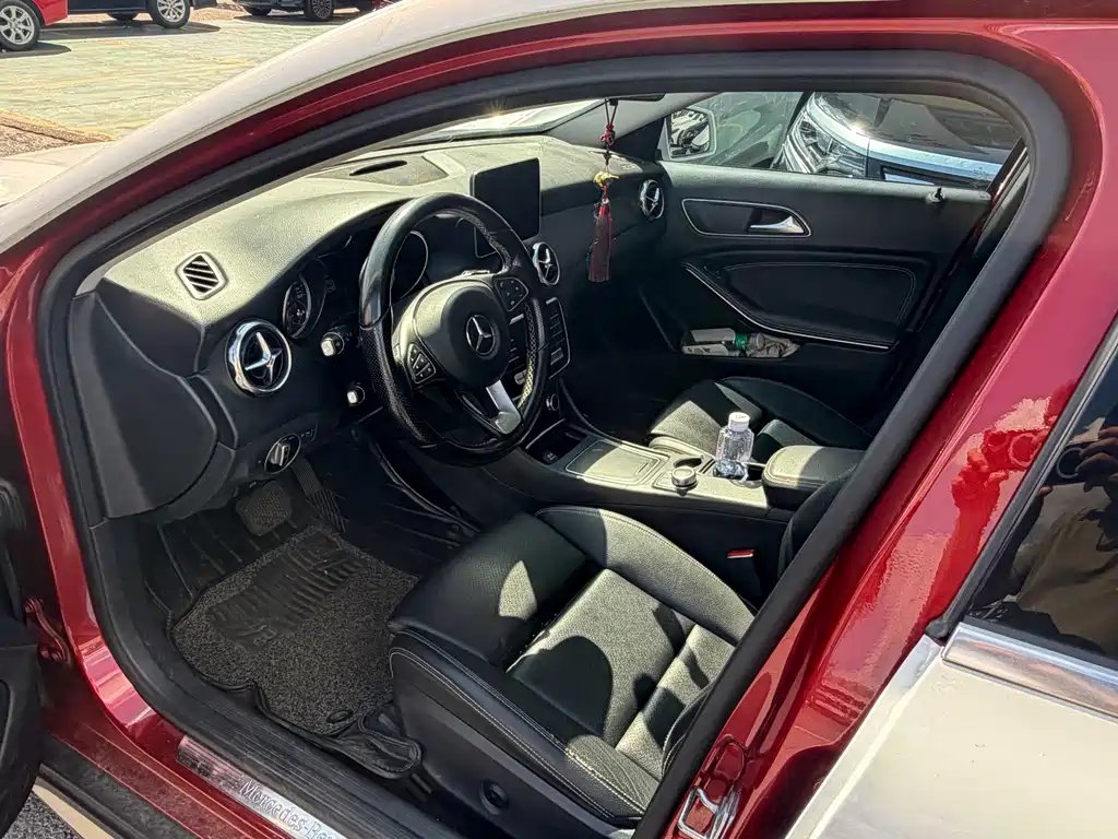 Mercedes-Benz GLA — миниатюра 2