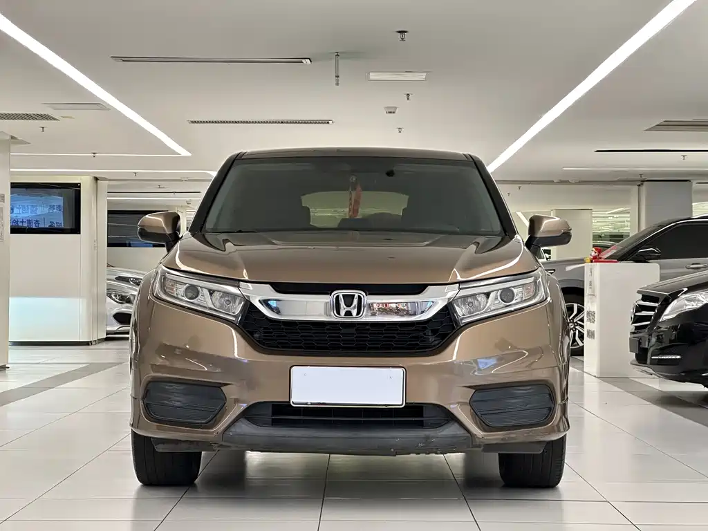 Honda Avancier — миниатюра 2