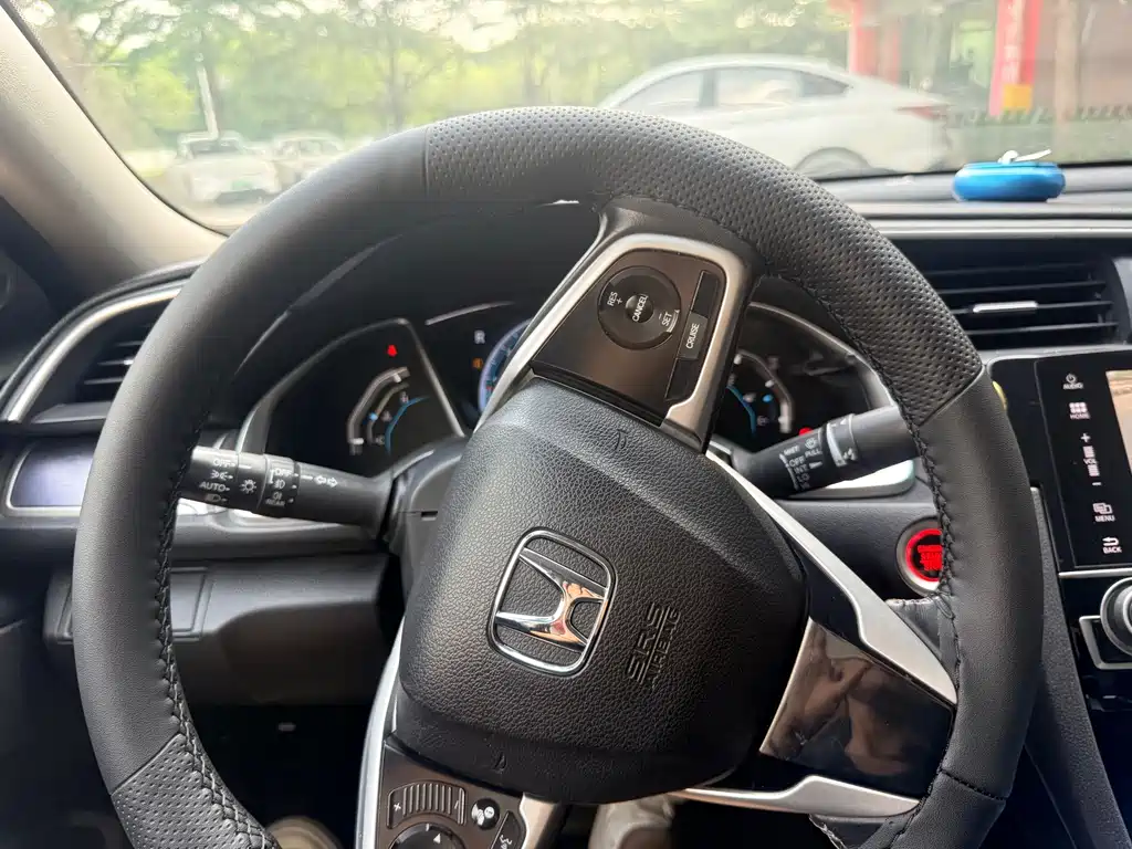 Honda Civic — миниатюра 14