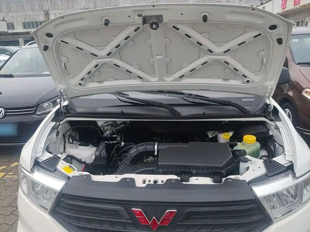 Wuling Hongguang V — миниатюра 20