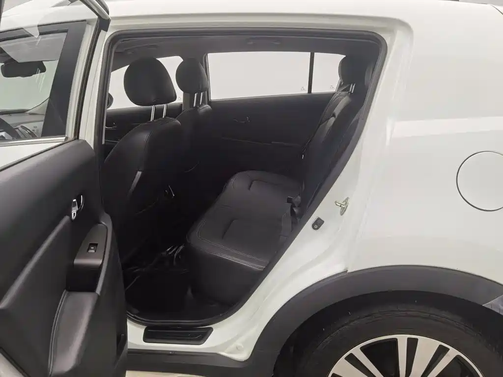 Kia Sportage — миниатюра 15