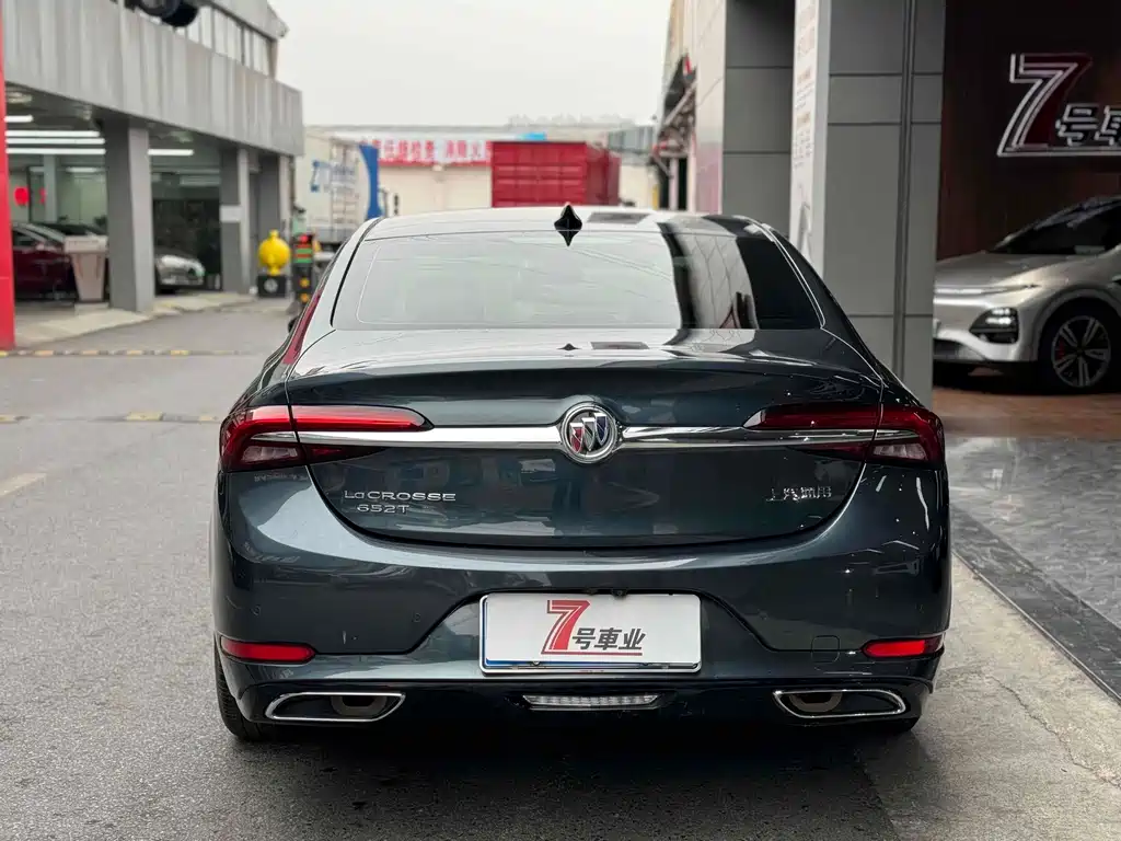 Buick LaCrosse — миниатюра 4