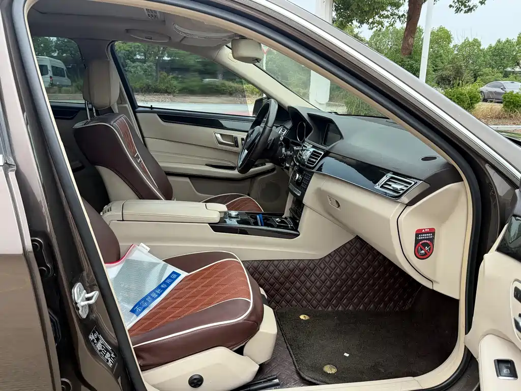 Mercedes-Benz E-Class — миниатюра 17