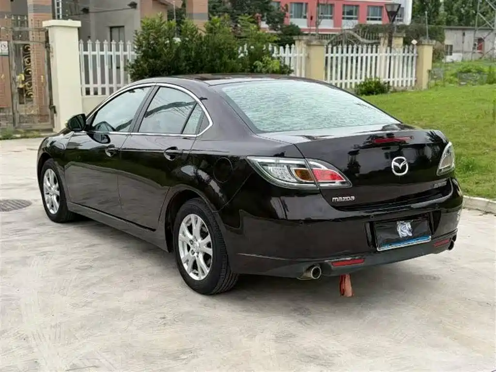 Mazda Ruiyi 2015 2.0L AT Elite