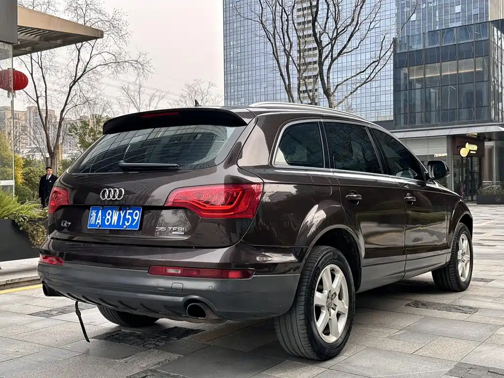 Audi Q7 2013 35 TFSI