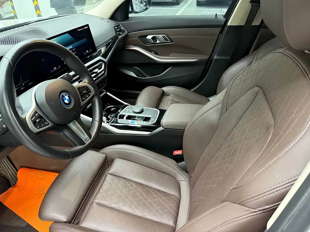 BMW i3 — миниатюра 10