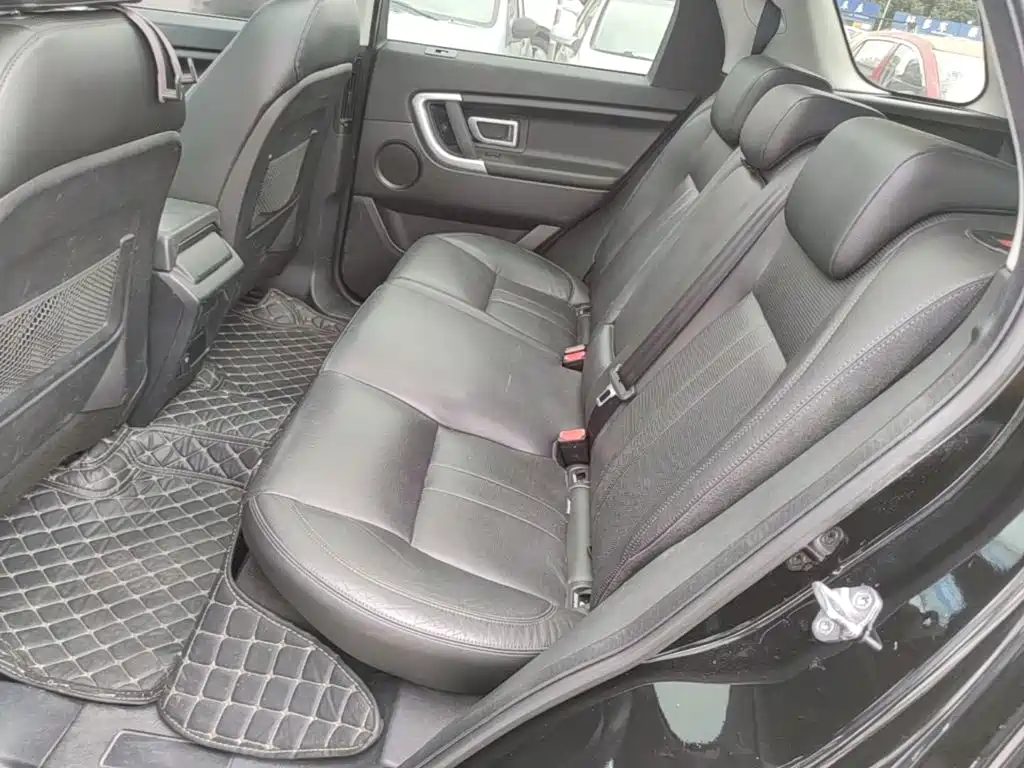 Land Rover Discovery Sport — миниатюра 17