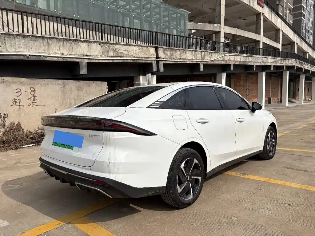 GEELY GALAXY GALAXY L6