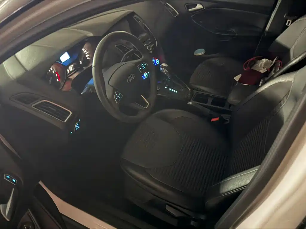 Ford Focus — миниатюра 2