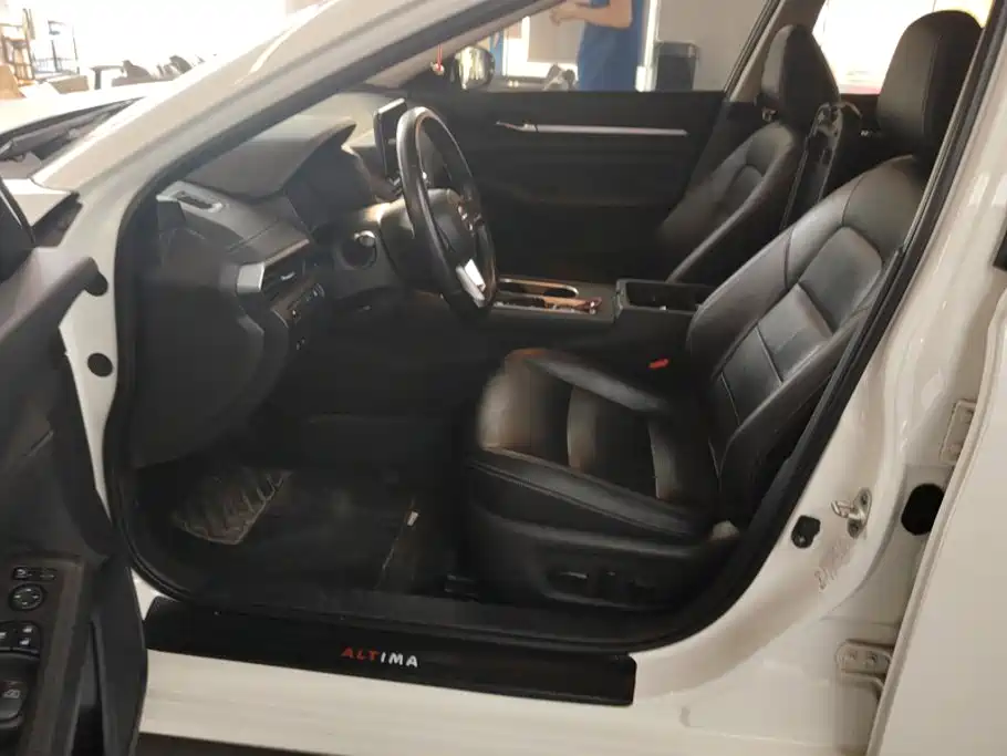 Nissan Teana — миниатюра 9