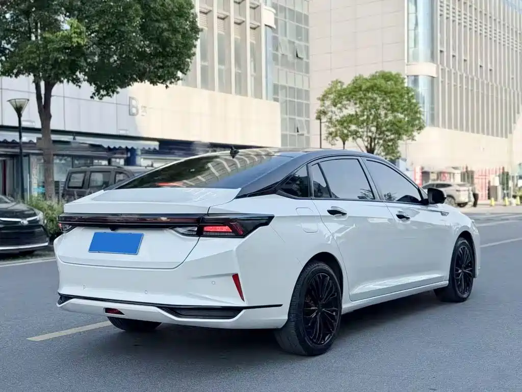 Aeolus Yixuan — миниатюра 9