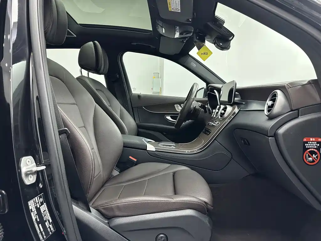 Mercedes-Benz GLC — миниатюра 13