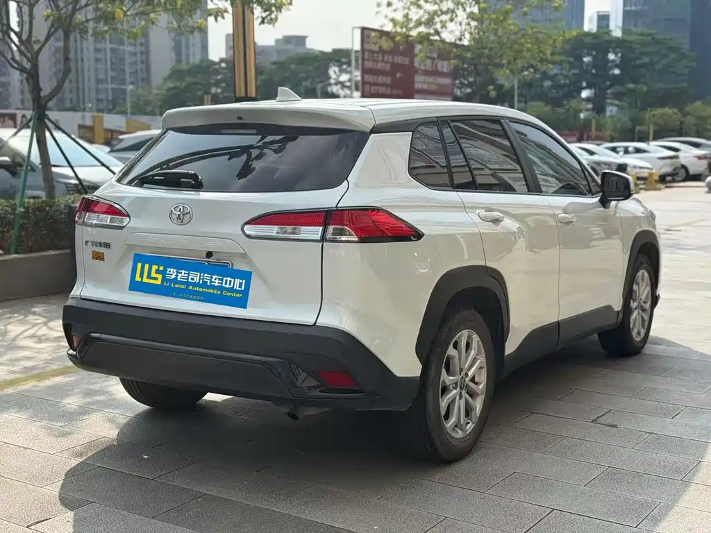 Toyota Frontlander — миниатюра 4