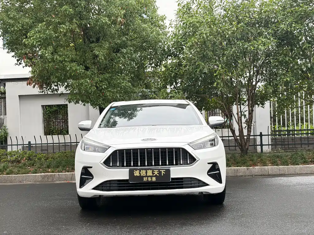 JAC A5 — миниатюра 2