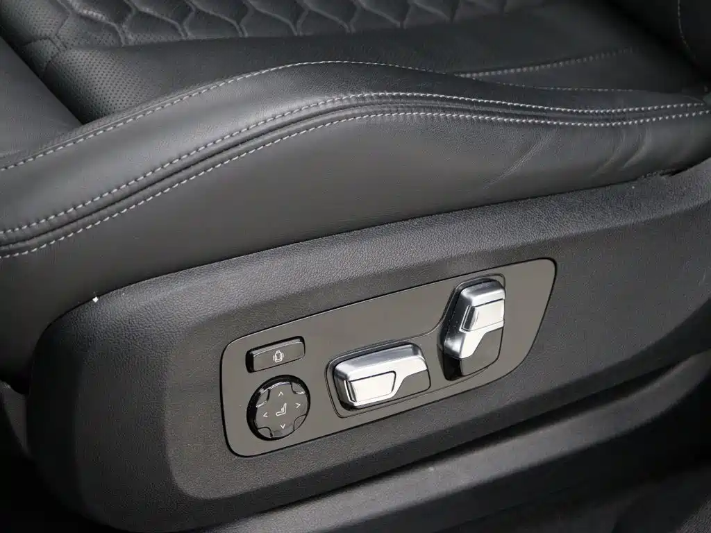 BMW X6 M — миниатюра 4