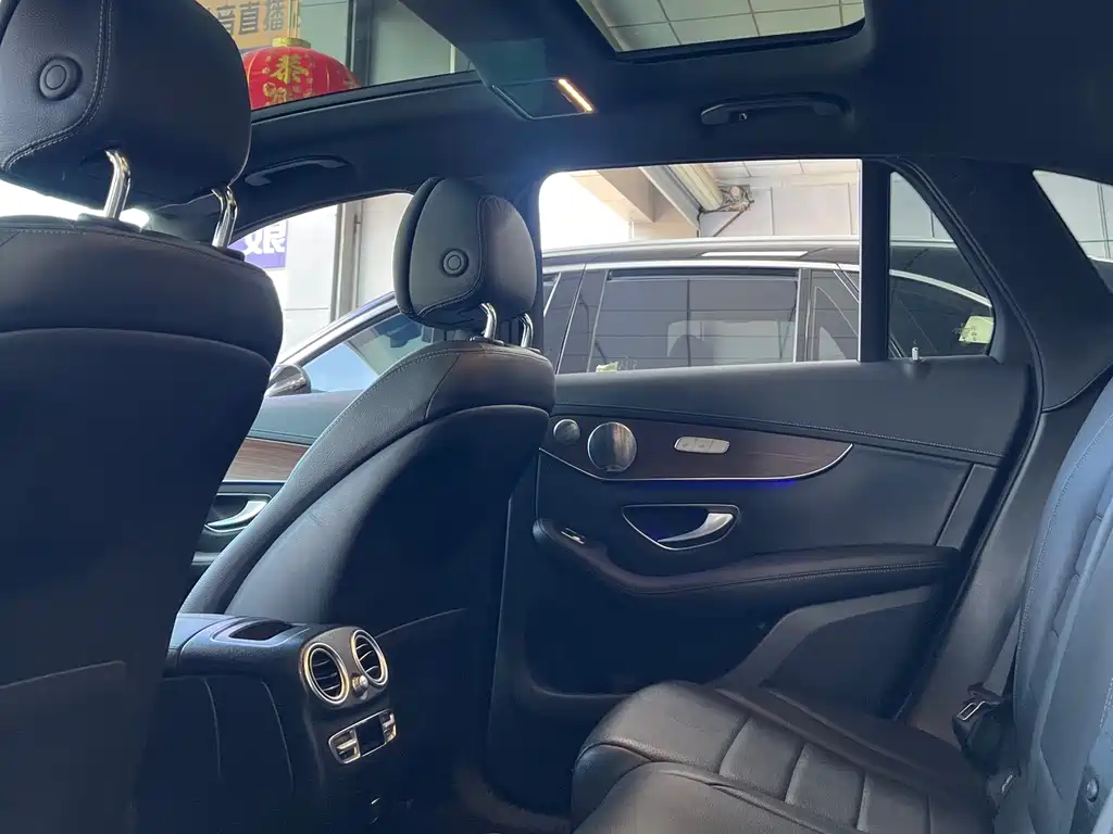 Mercedes-Benz GLC 2021 GLC 300 L 4MATIC