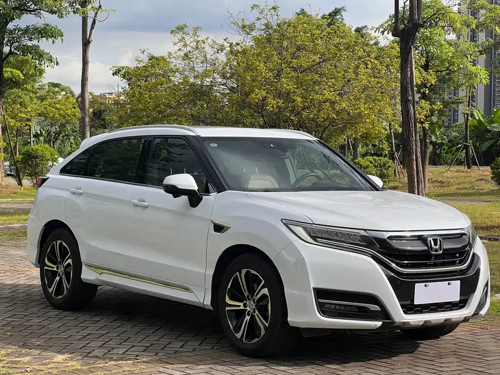 Honda UR-V 2017 370TURBO V