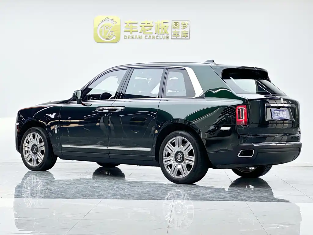 Rolls-Royce Cullinan — миниатюра 6
