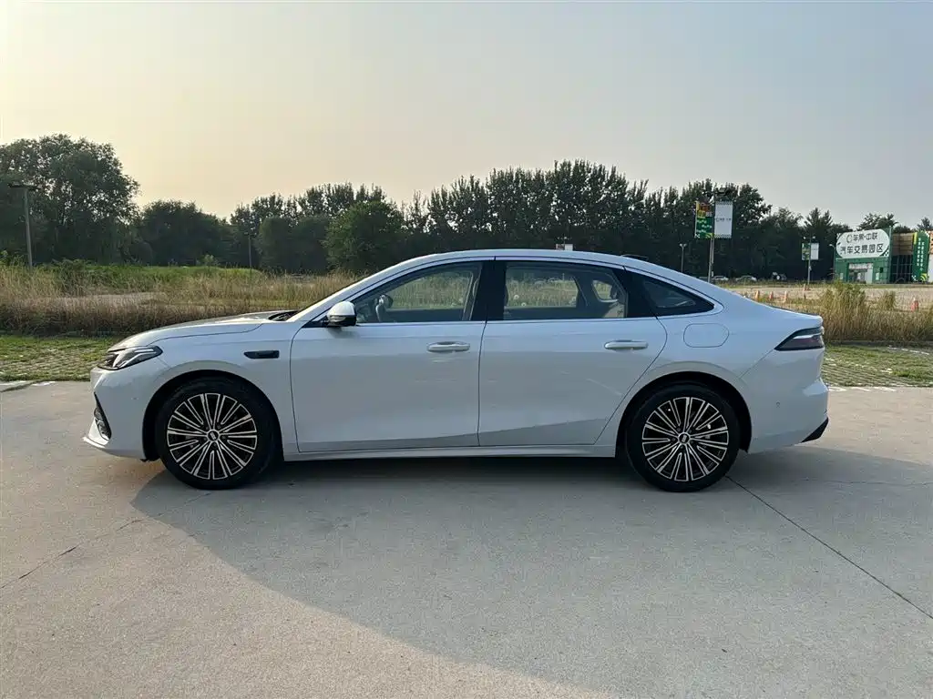 Geely Galaxy Galaxy A7 EM A7 EM 2025 EM-i 150km