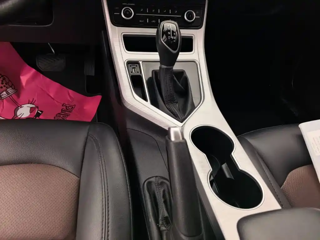 Geely Vision — миниатюра 14