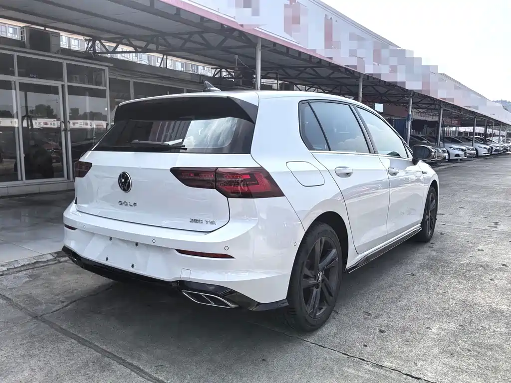 Volkswagen Golf — миниатюра 6