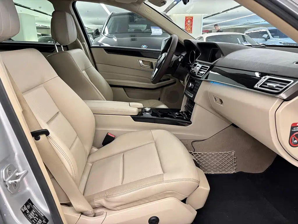 Mercedes-Benz E-Class — миниатюра 11