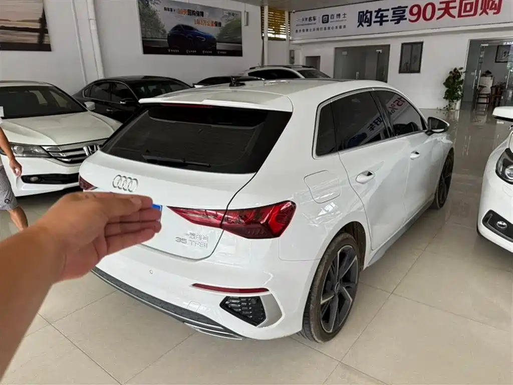 Audi A3 2023 Sportback 35 TFSI Fashion Sport