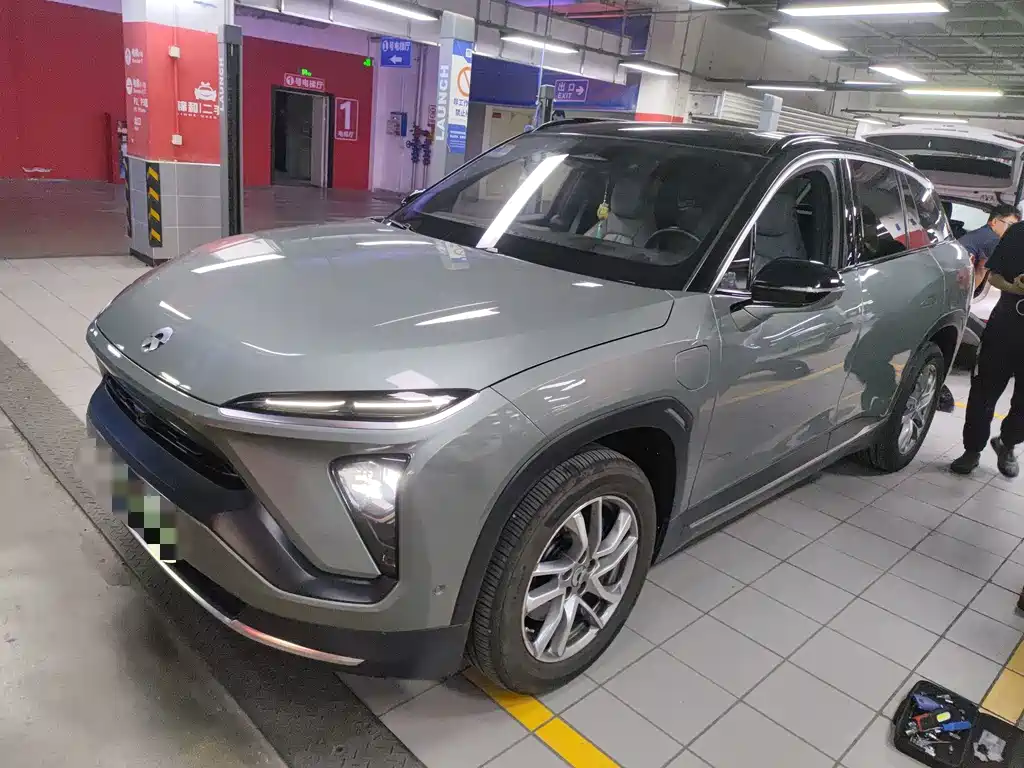 NIO ES6