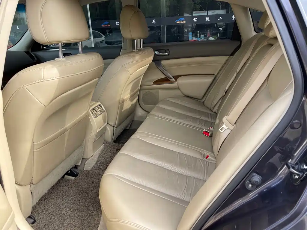 Nissan Teana — миниатюра 15